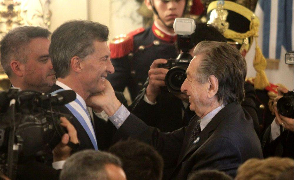 Mauricio y Franco Macri - Fallecimiento padre del Presidente