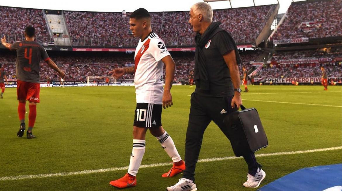 Juan Fernando Quintero, lesión, River Plate, fútbol, deportes