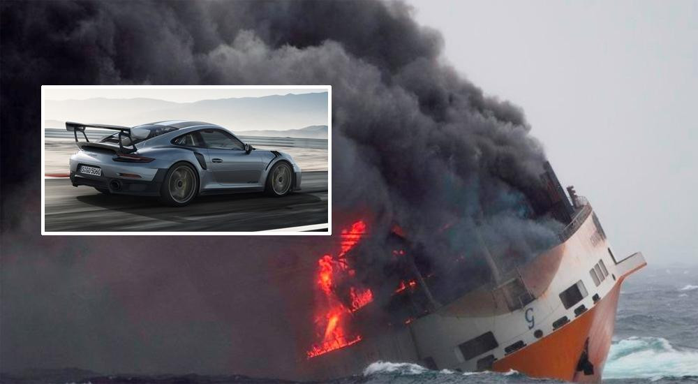 El 911 GT2 RS, incendio de buque