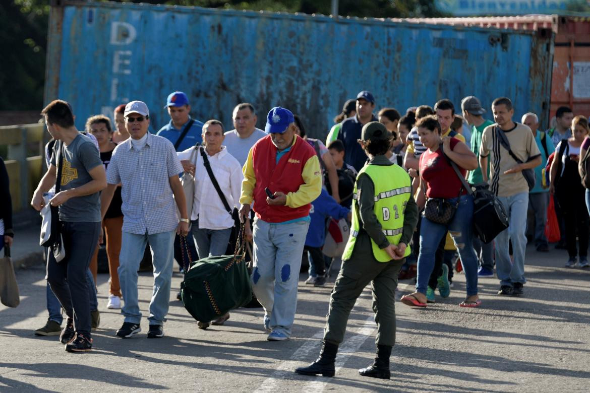 Venezuela pasos fronterizo con Colombia - Reuters