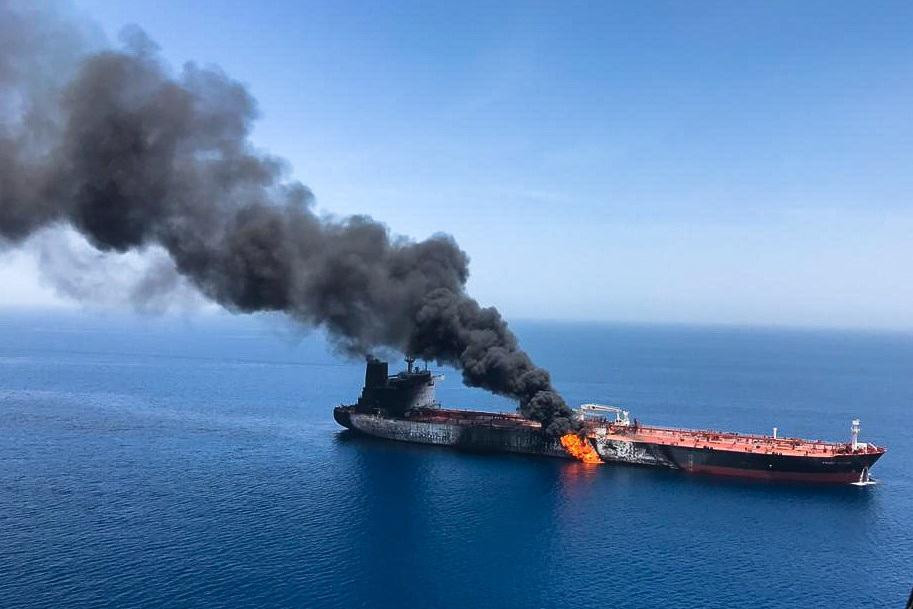Ataque a buques petroleros en Omán - Reuters