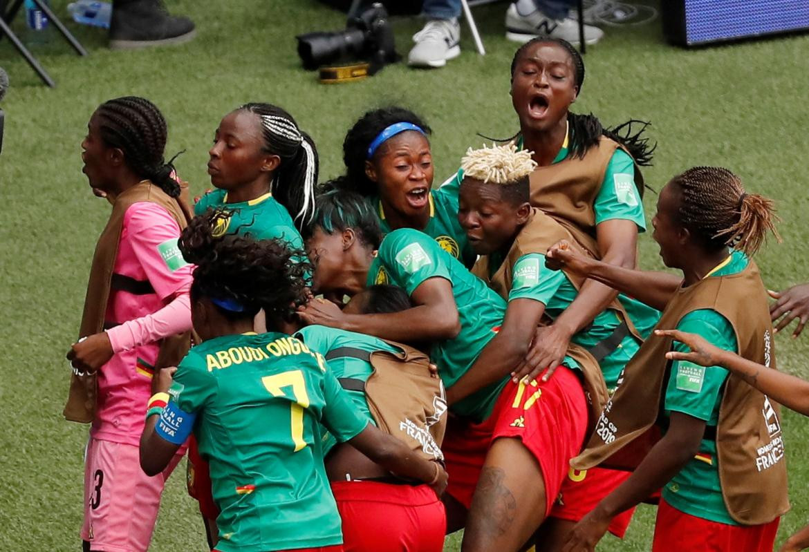 Mundial Femenino 2019: Festejo de Camerún ante Nueva Zelanda (Reuters)