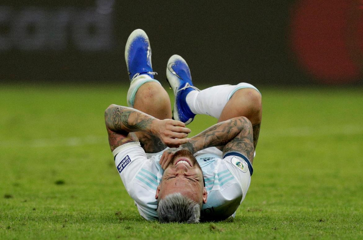 Caída del Kun Agüero, derrota de Argentina ante Brasil, Copa America, REUTERS