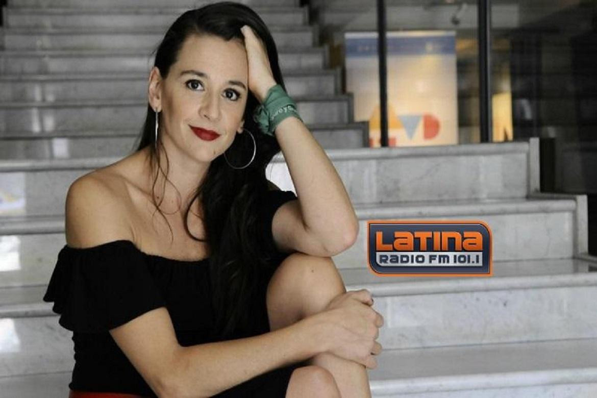 Laura Azcurra, teatro 1170 x 780, Toc Toc, Radio Latina