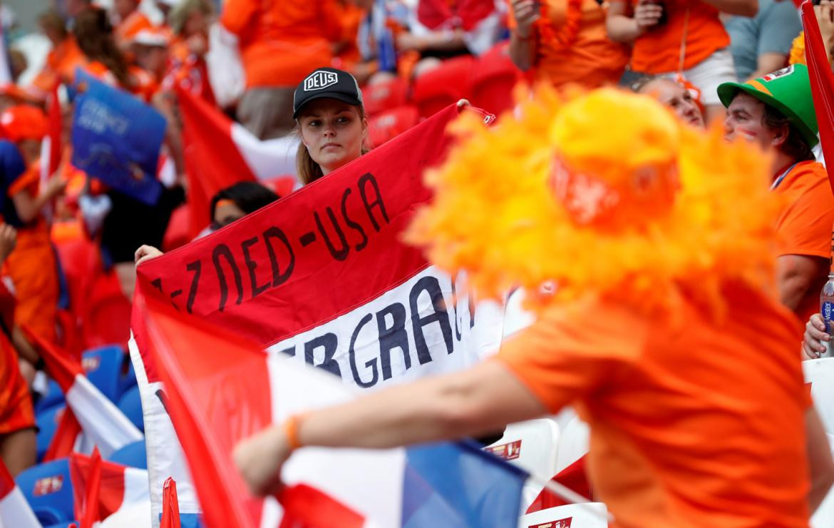 Final de Mundial Femenino de fútbol, el color de las tribunas, en las mejores fotos, Reuters