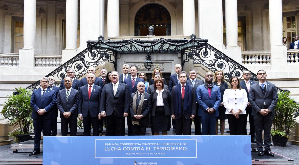 Cancilleres y diplomáticos en el Palacio San Martín, Agencia NA