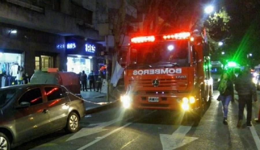 Accidente en Palermo, hombre cayó de un edificio, foto Emergencias BA