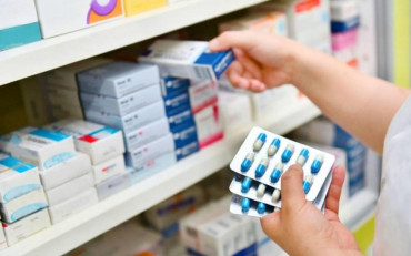 El Gobierno anuncia baja en el precio de los medicamentos