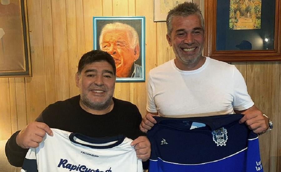 Diego Maradona, nuevo técnico de Gimnasia, NA	