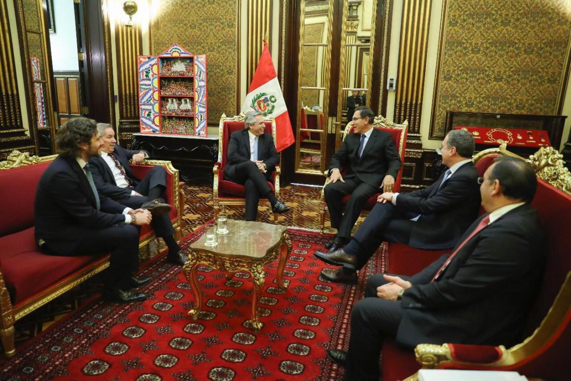 Alberto Fernández junto al presidente de Perú, gira latinoamericana