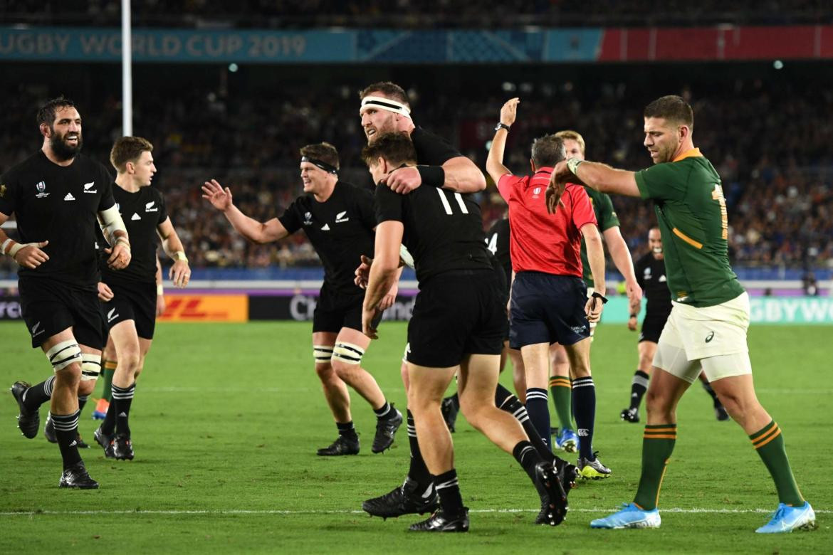 Mundial de Rugby: Festejo de los All Blacks ante Sudáfrica