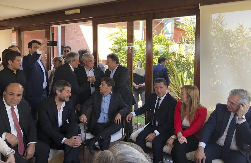 Reunion de gobernadores y candidatos del Frente de Todos con el candidato a presidente Alberto Fernandez en Mendoza, NA