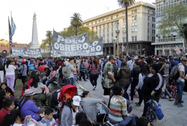 Jornada de protestas: organizaciones sociales marcharon a Plaza de Mayo