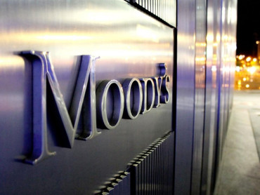 Moody's advierte que nota negativa de la Argentina 