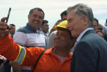 Macri recorrió las obras del nuevo tramo de la autopista Camino del Buen Ayre