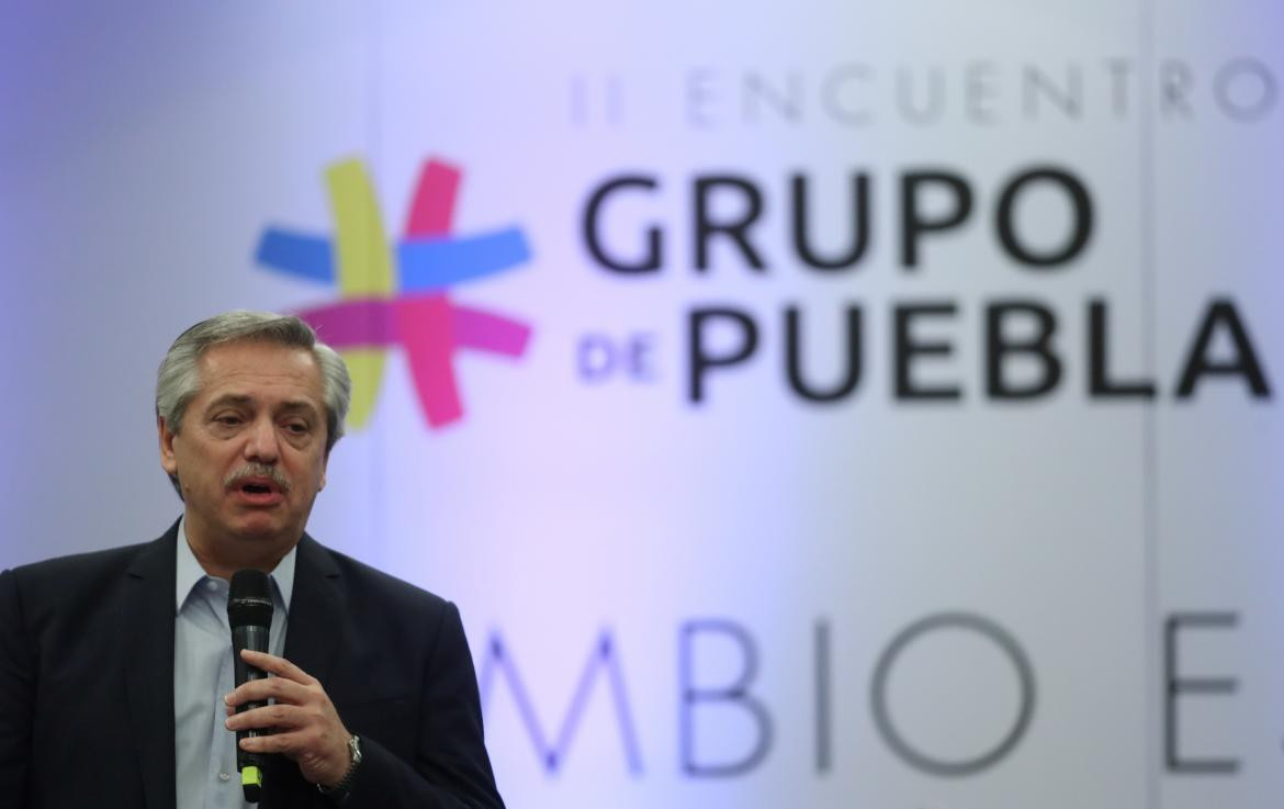 Alberto Fernández en Grupo Puebla, REUTERS