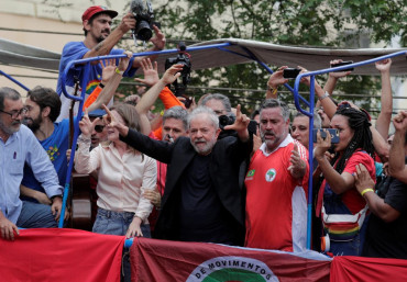 Lula habla ante la militancia en el Sindicato de los Metalúrgicos