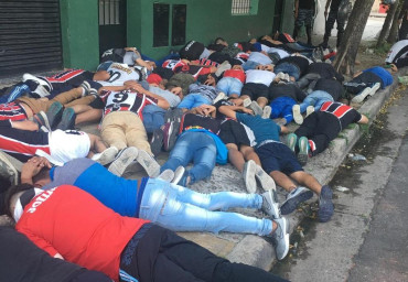 Casi 100 detenidos tras violento enfrentamiento entre facciones de barra de Chacarita