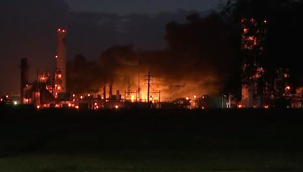 Explosión en planta química, Texas, video	