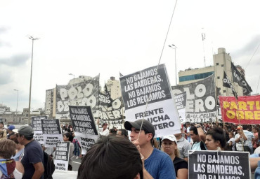 Tras una protesta sorpresiva, organizaciones sociales liberaron la Autopista 25 de Mayo