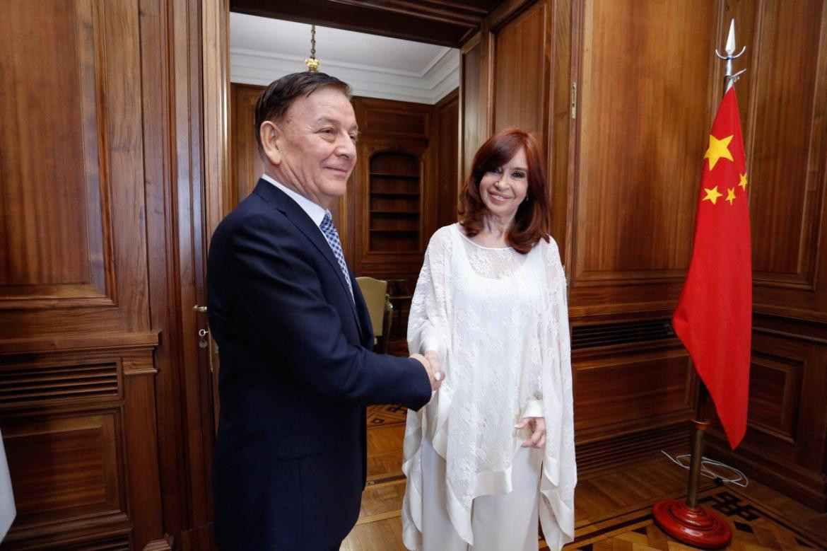Cristina Kirchner junto a enviados de China a la asunción presidencial