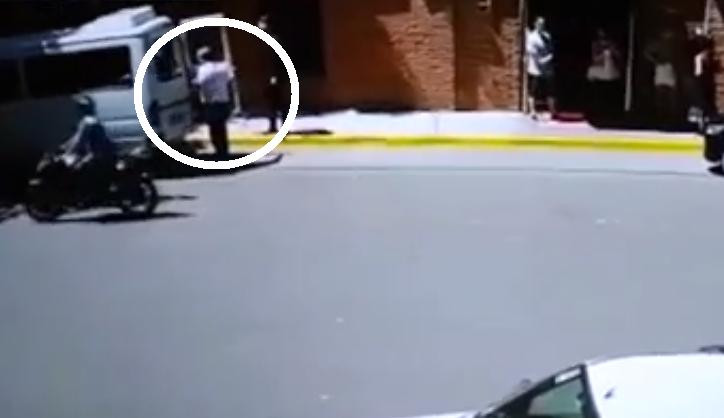 Ataque de motochorros en el Hotel Faena, chofer, video completo