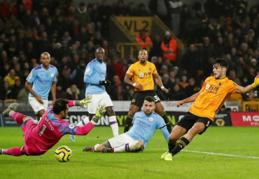Premier League: Wolverhampton remontó dos goles y venció al Manchester City