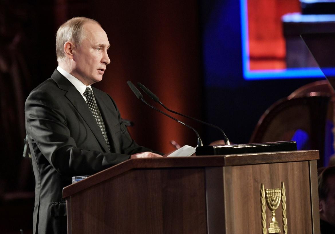 El presidente ruso, Vladimir Putin, habla durante el Foro Mundial del Holocausto en Jerusalén, Reuters