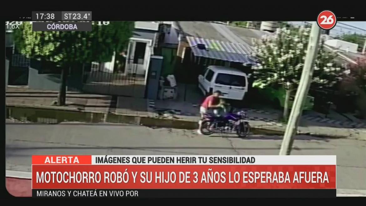 Motochorro fue a robar con su hijo de tres años en Córdoba, CANAL 26