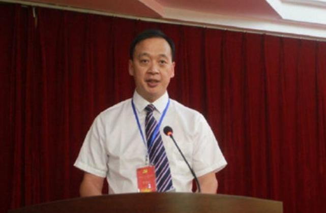 Director de un hospital de Wuhan  la ciudad epicentro de la epidemia 