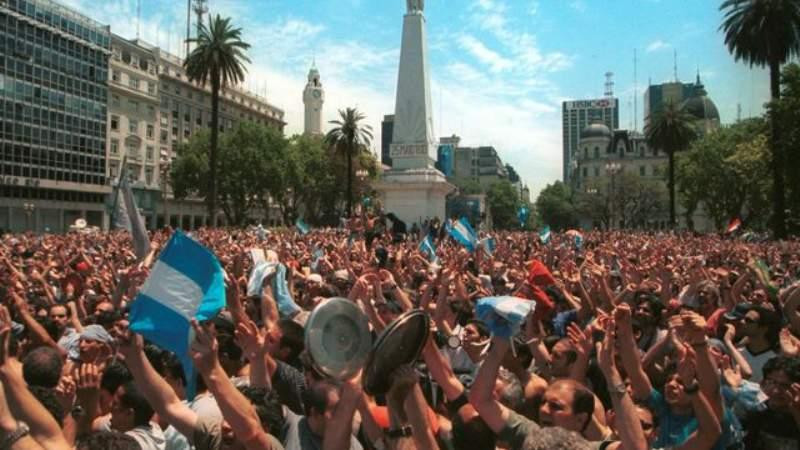 Marchas 2001 contra la situación económica