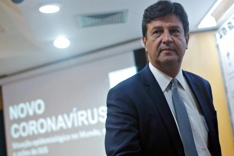 Luiz Henrique Mandetta, ministro de Salud de Brasil, coronavirus, REUTERS