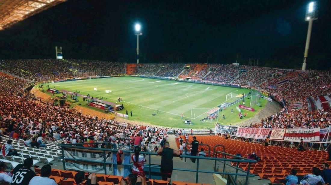 Estadio de Mendoza, fútbol argentino