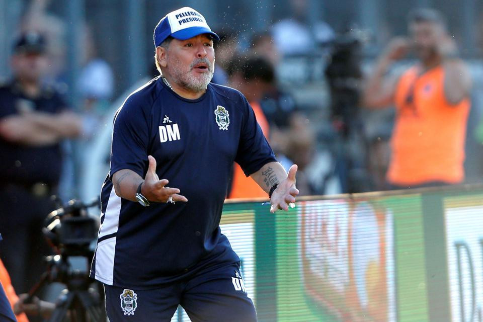 Diego Maradona, Gimnasia, NA	