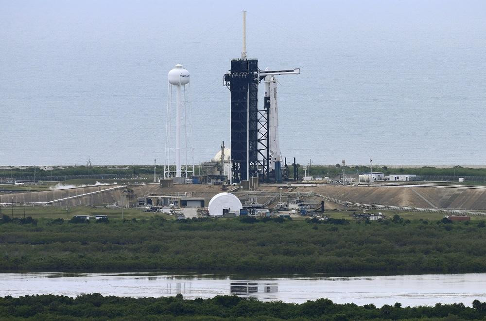 La NASA pospuso histórico lanzamiento del SpaceX por mal clima, Reuters