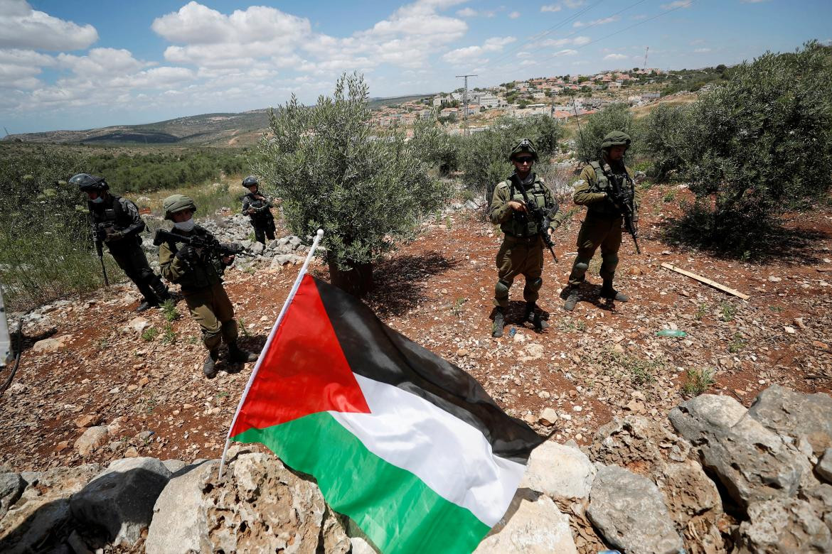 Protesta con banderas de Palestina por crimen por error por parte de policía de Israel
