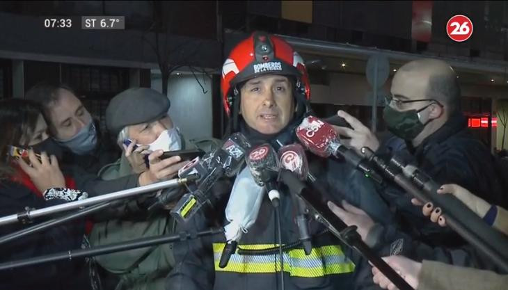 Explosión e incendio en Villa Crespo, jefe de bomberos, Canal 26