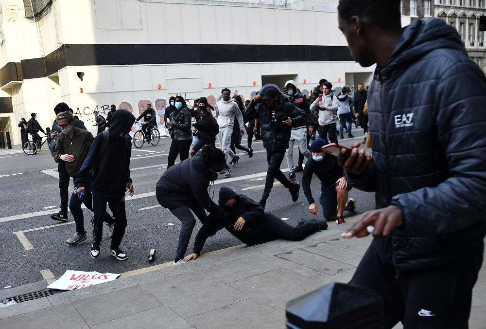 Manifestaciones contra el racismo, incidentes en Londres, Reuters	