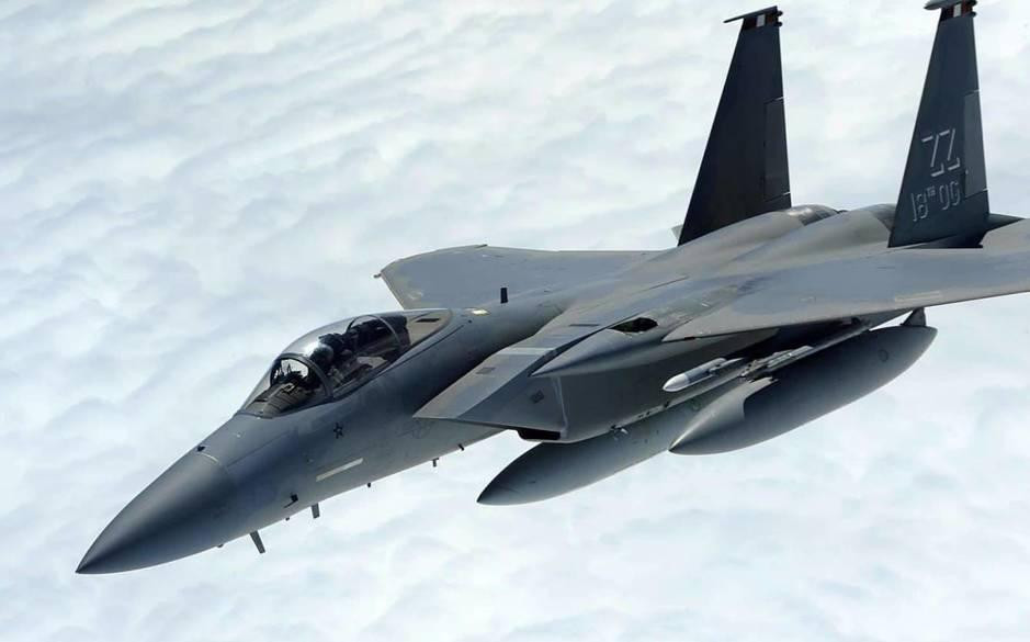 Avión de combate F-15 Eagle, Google