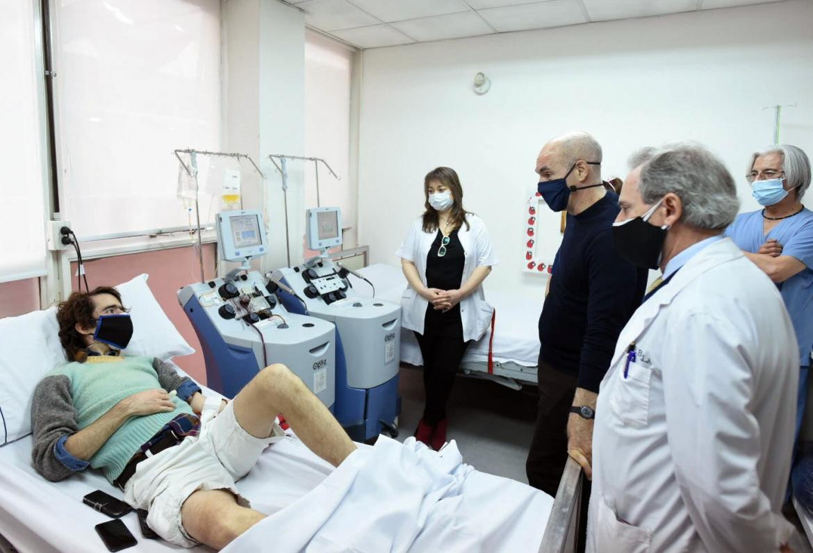 Horacio Rodriguez Larreta en el Hospital Durand, que es el lugar donde se reciben las donaciones de plasma de personas que tuvieron coronavirus y se recuperaron, Foto NA