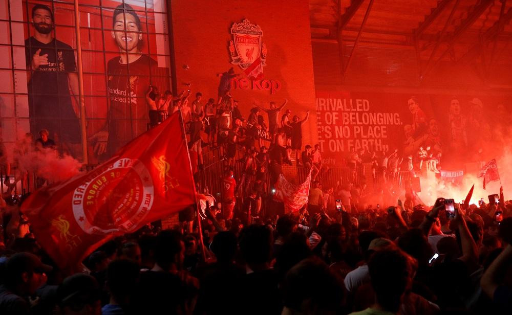 Liverpool, festejos por campeonato, Premier League, Reuters