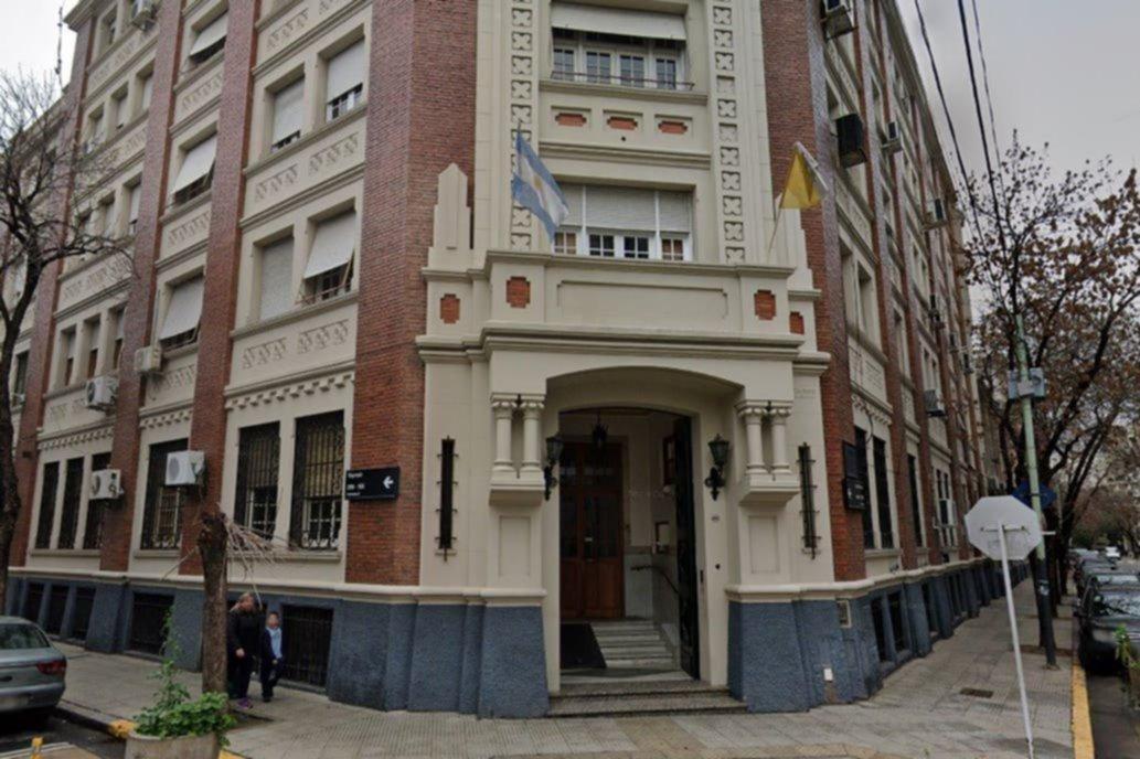 Residencia salesiana del barrio porteño de Almagro, coronavirus en Argentina