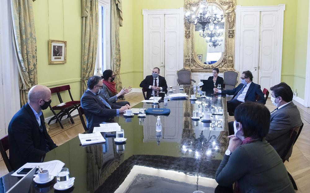 Gabinete Económico, reunión en Casa Rosada, coronavirus en Argentina, NA