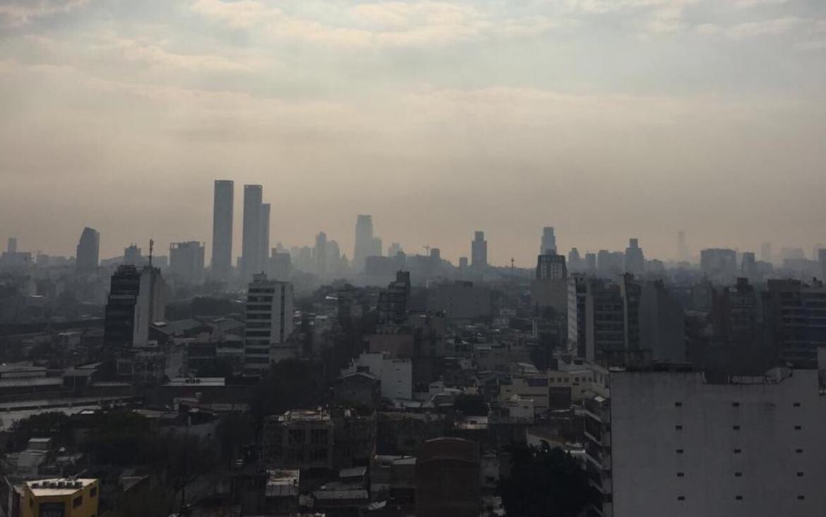 Humo en Buenos Aires, incendio en el Delta