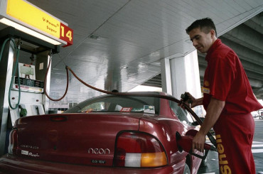 Shell se plegó a YPF y aumentó cerca de 5% el precio de sus combustibles en Ciudad