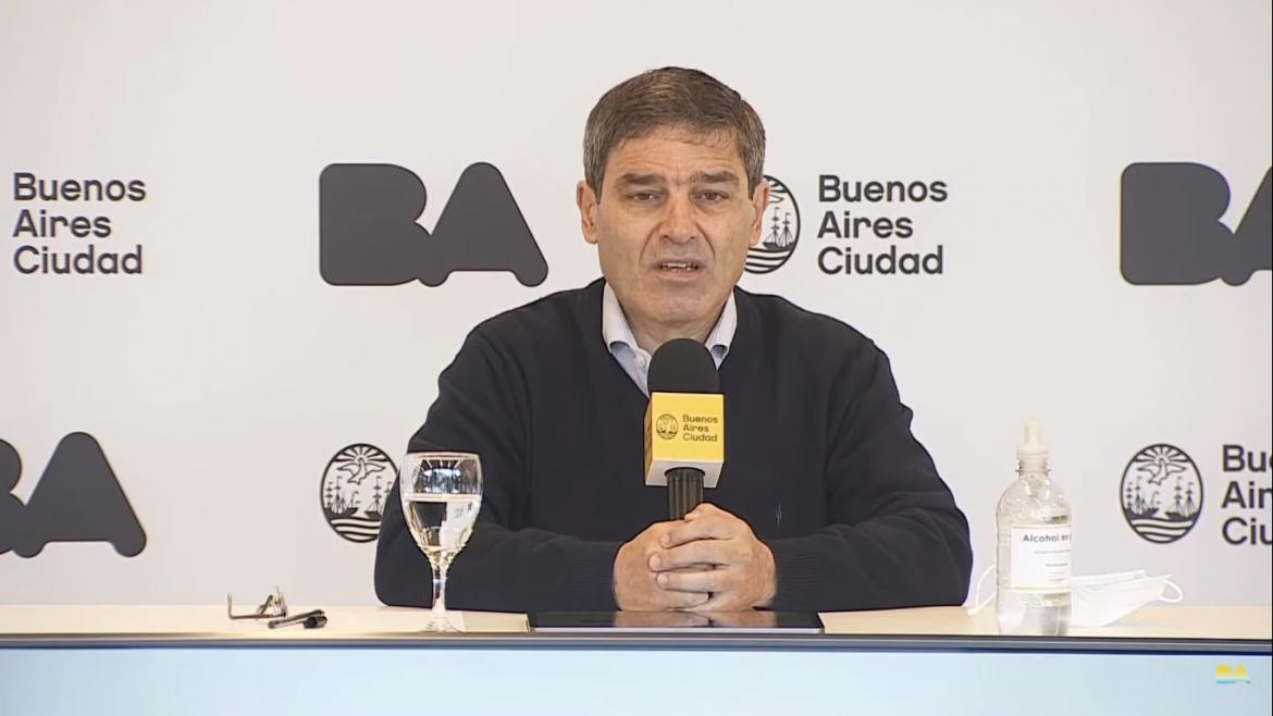 Fernán Quirós, ministro de salud porteño, YouTube