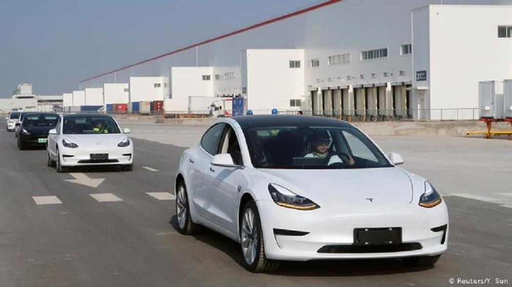 Auto Tesla, REUTERS