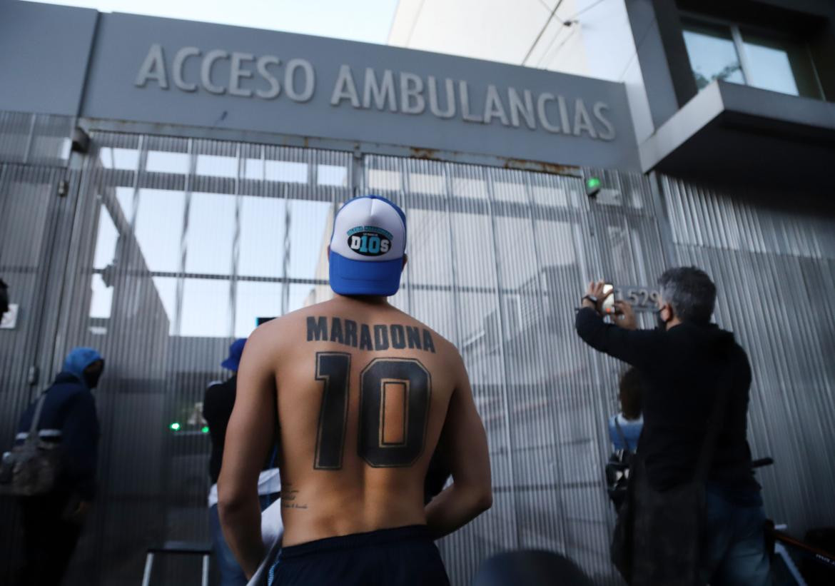 Diego Armando Maradona, traslado para operación por hematoma subdural crónico, NA