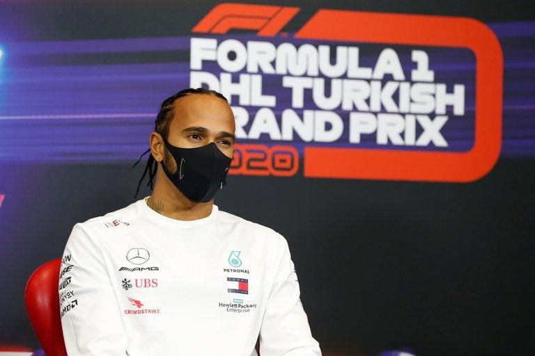 Lewis Hamilton, corredor F1.