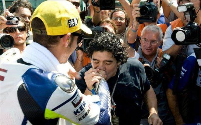 Valentino Rossi y Diego Maradona, Foto Instagram Valentino Rossi